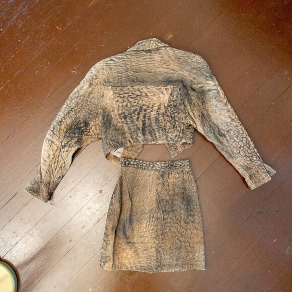 Philip Noel 100% Genuine Leather Cropped Jacket & Skirt Set - Picture 5 of 11